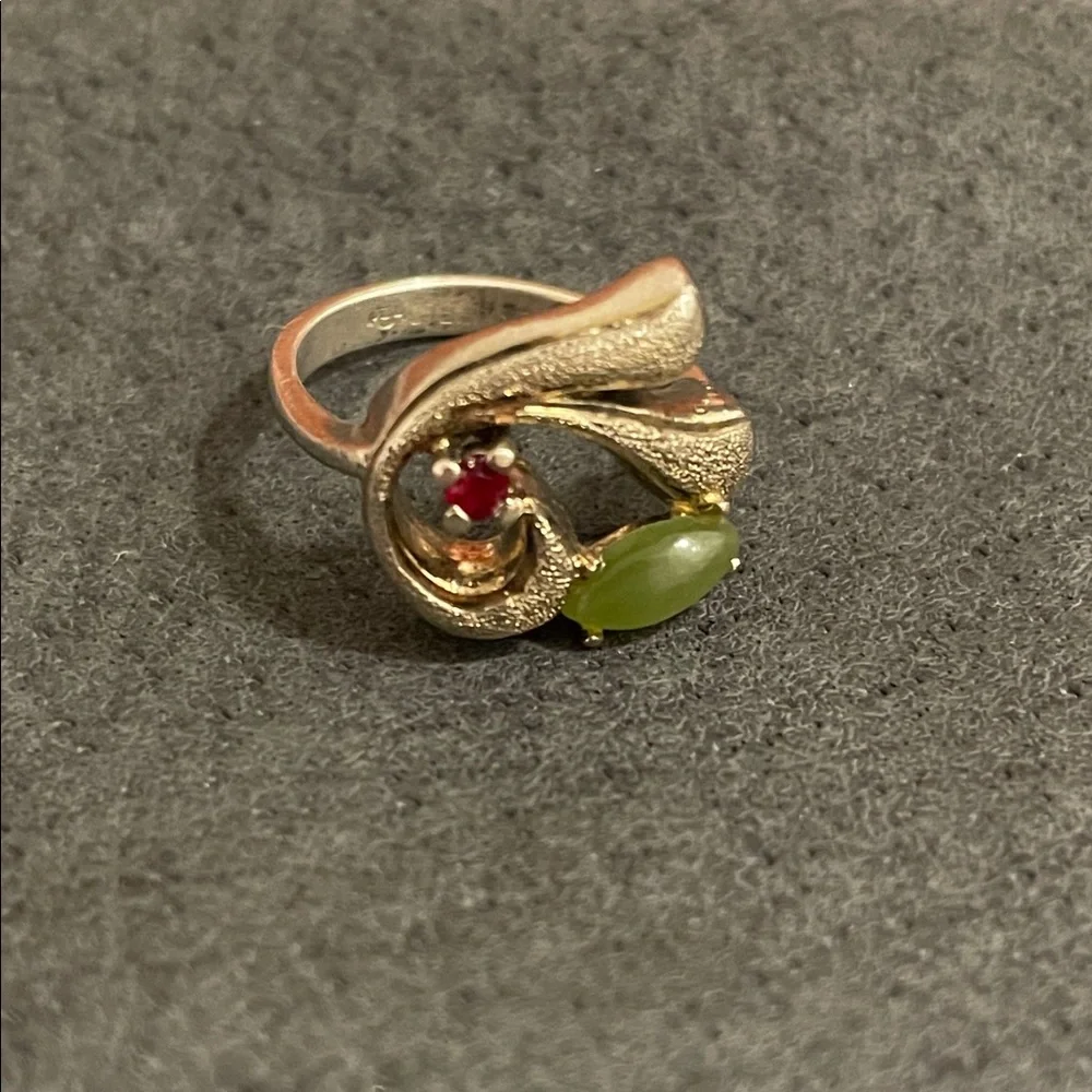Sterling silver ring - Picture 1 of 3